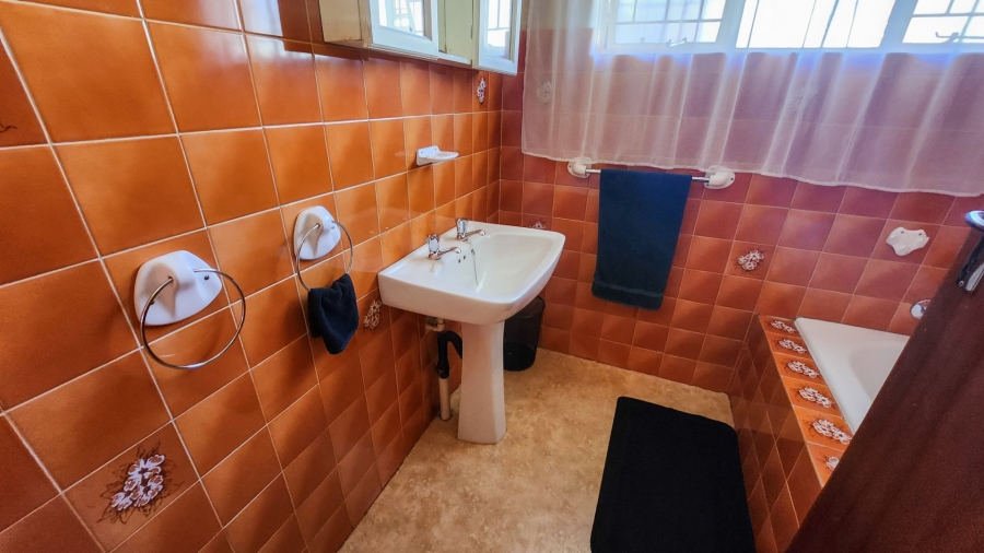 4 Bedroom Property for Sale in Meiringspark North West